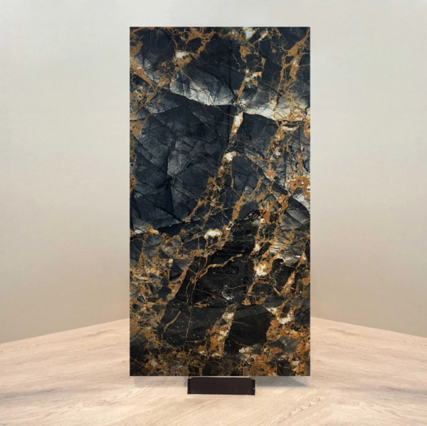 Placa Exótico Black